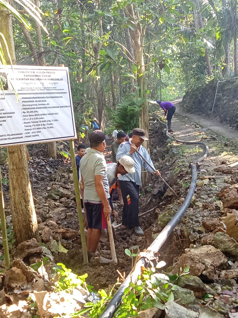 Padat Karya Krengseng Mulai Dikerjakan